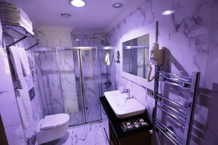 Ван: Haldi Hotel