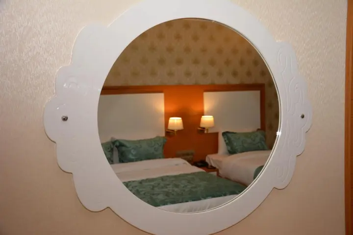 Ван: Haldi Hotel