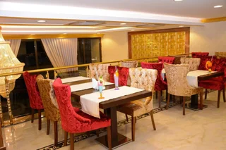 Ван: Haldi Hotel