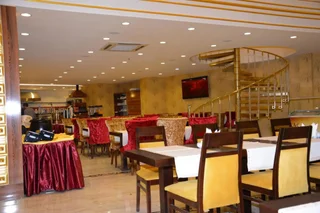 Ван: Haldi Hotel