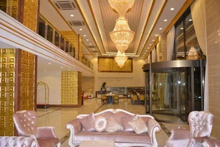 Ван: Haldi Hotel