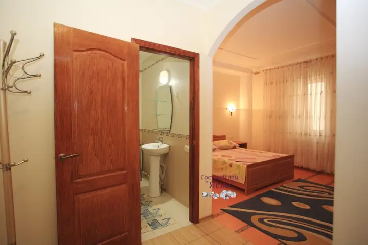 Рыбачье: Yasin Guest House