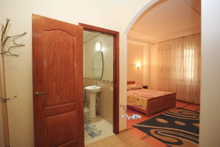 Рыбачье: Yasin Guest House