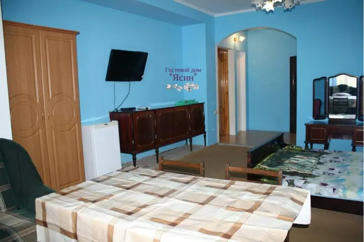 Рыбачье: Yasin Guest House