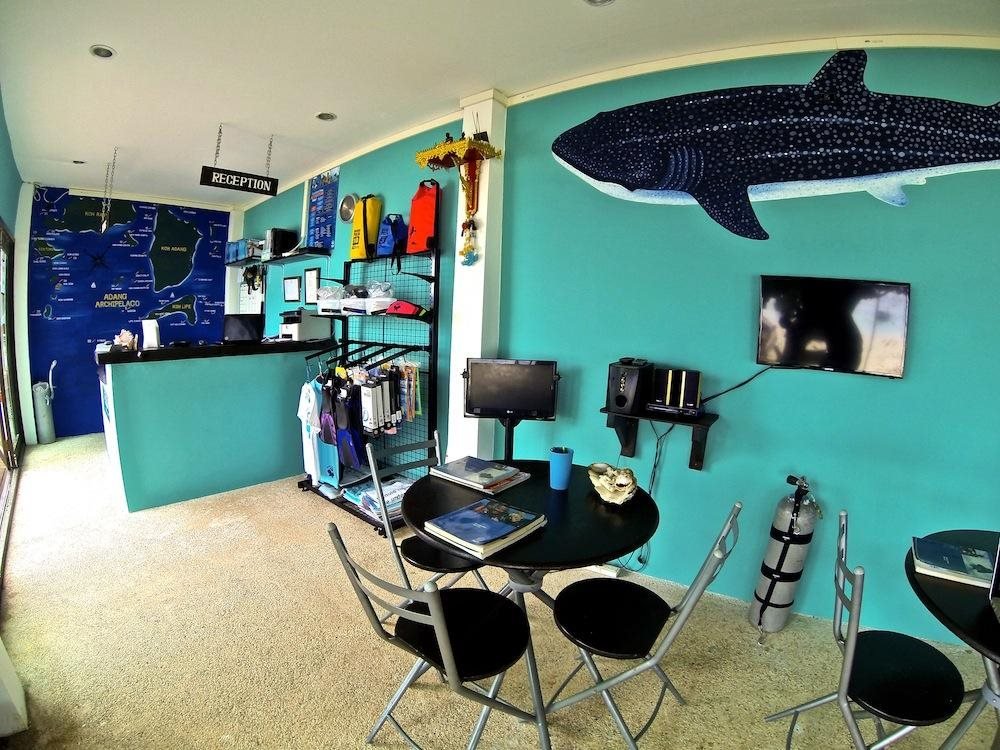 Ко-Липе: Davy Jones Locker Hotel