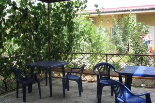 Евпатория: Guest house zhemchuzhina