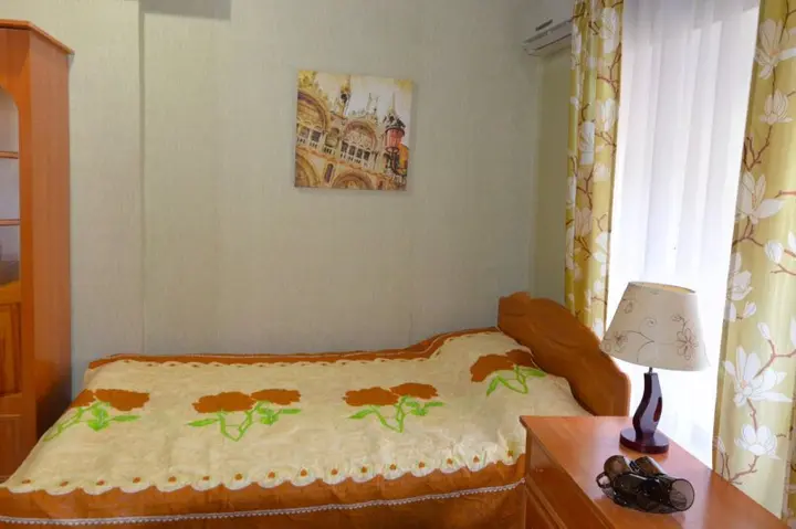 Рыбачье: Guest House Valentina