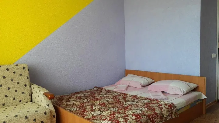 Саки: Lennara Hotel
