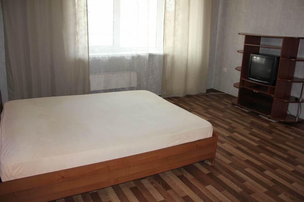 Красноярск: Na Alekseeva 23 Apartments