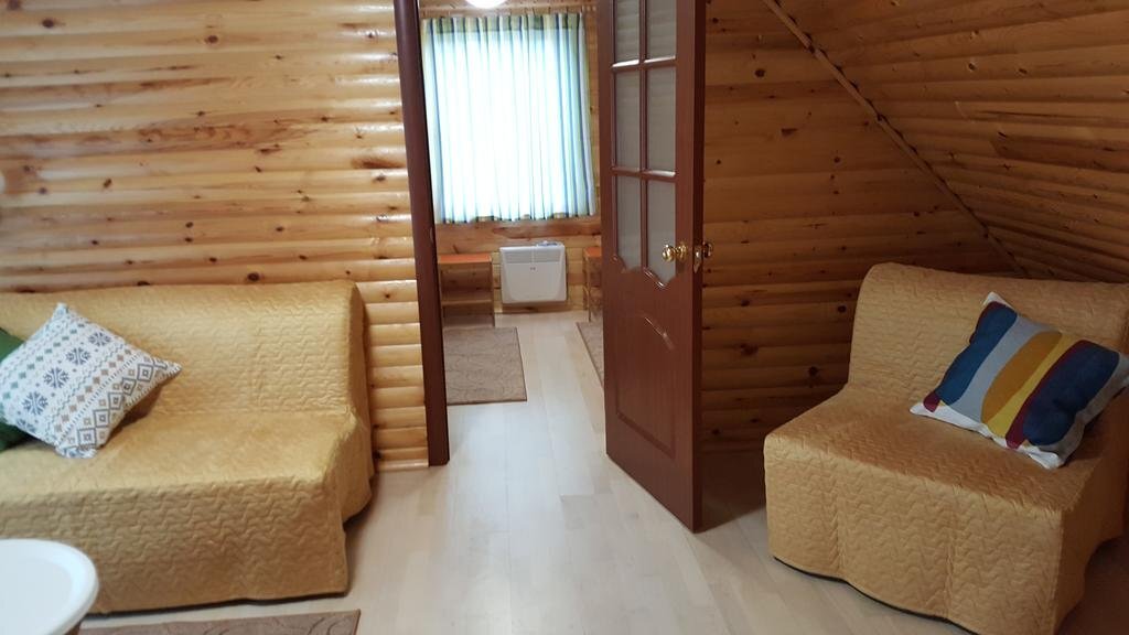 Адлер: 12 Mesyatsev Holiday Home