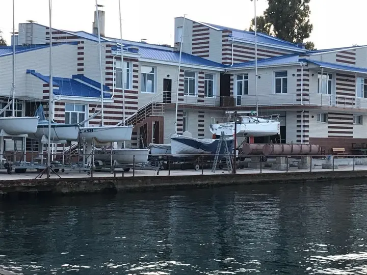 Севастополь: Ushakova Balka Yacht Club