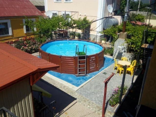 Судак: Molodezhnaya 8 Guest House