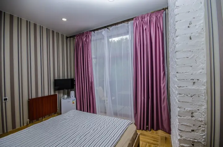 Ялта: Guesthouse Chaika