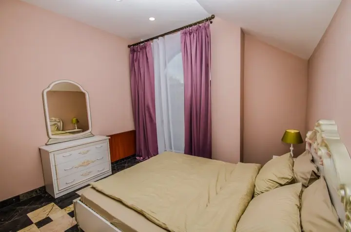 Ялта: Guesthouse Chaika