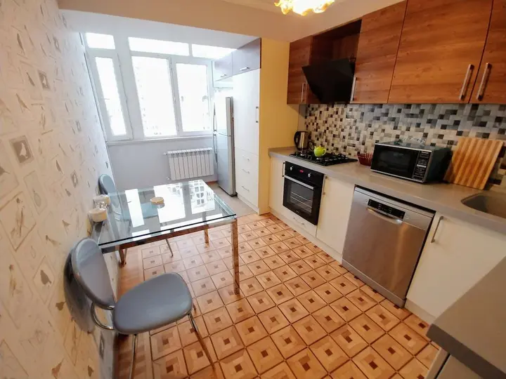 Баку: Deluxe Apartment with Sea and F1 view