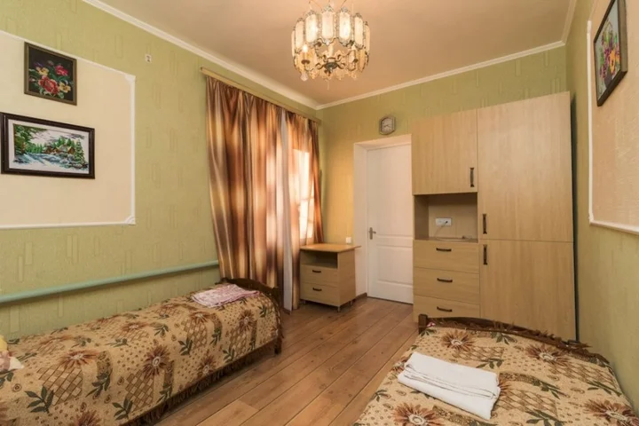 Фрунзе: Alexandria Guest House