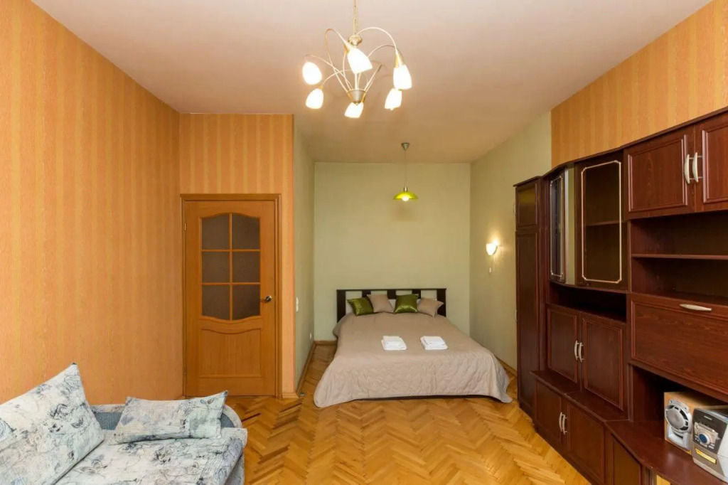 Санкт-Петербург: Apartments on Tipanova street 16