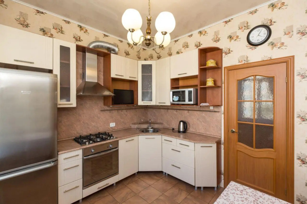 Санкт-Петербург: Apartments on Tipanova street 16