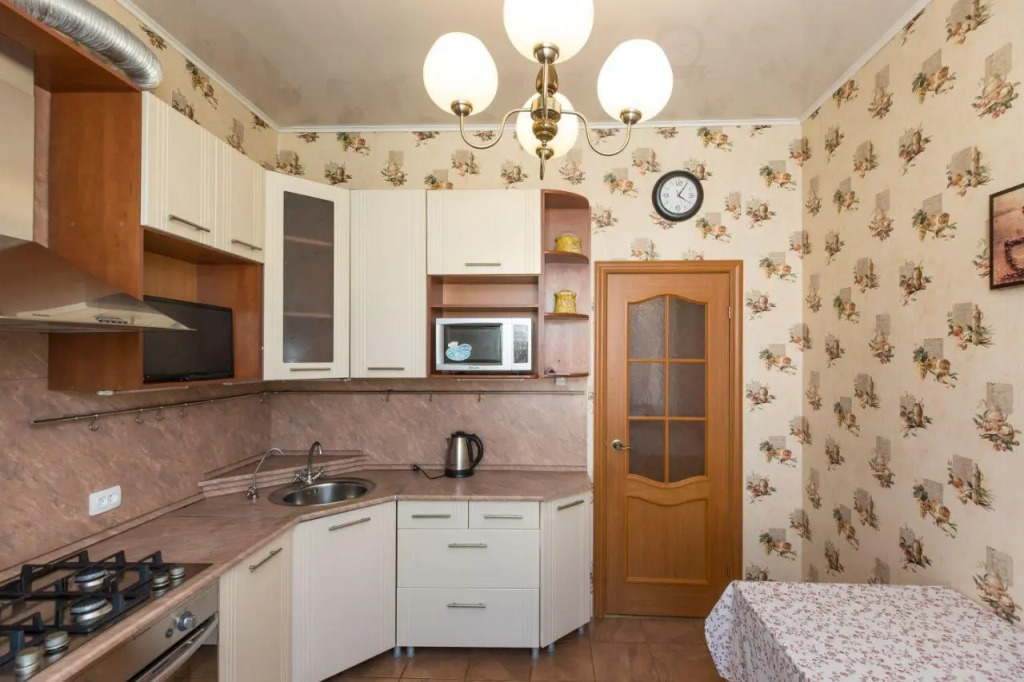 Санкт-Петербург: Apartments on Tipanova street 16
