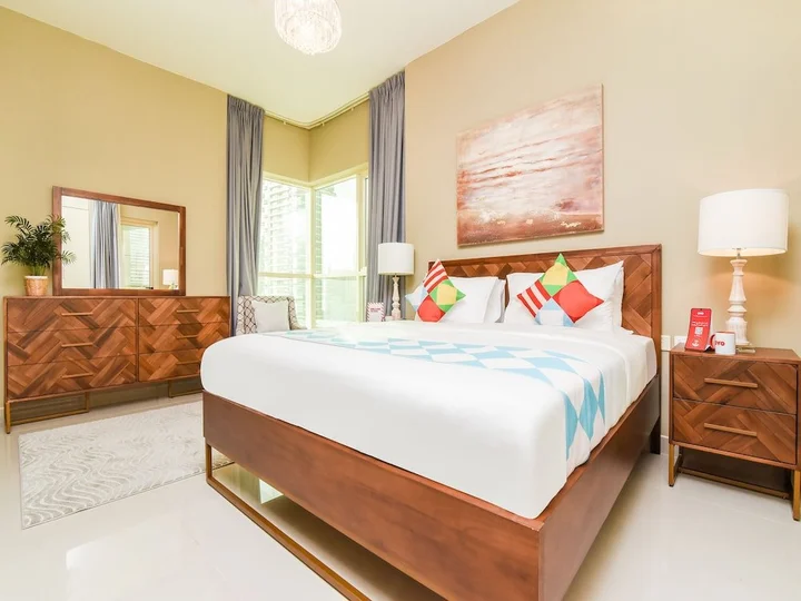 Дубай: Oyo 242 Home Marina Suites 2 Br