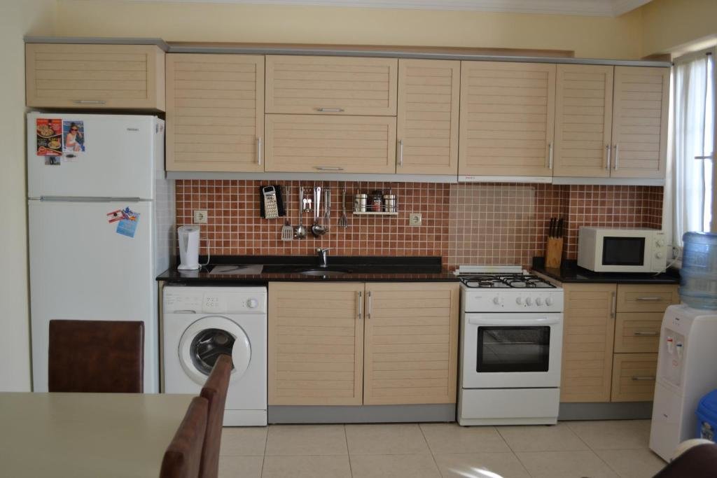 Белек: Antalya belek dreamlife golf apart 1 ground floor 3 bedrooms pool view