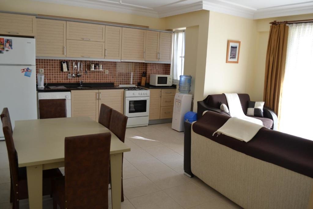 Белек: Antalya belek dreamlife golf apart 1 ground floor 3 bedrooms pool view