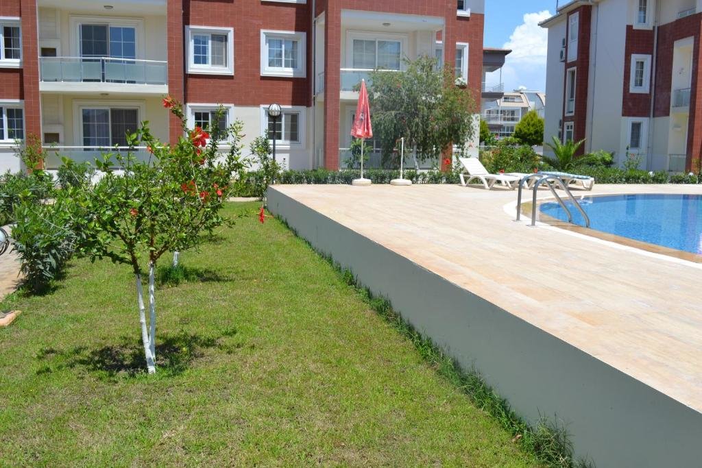 Белек: Antalya belek dreamlife golf apart 1 ground floor 3 bedrooms pool view