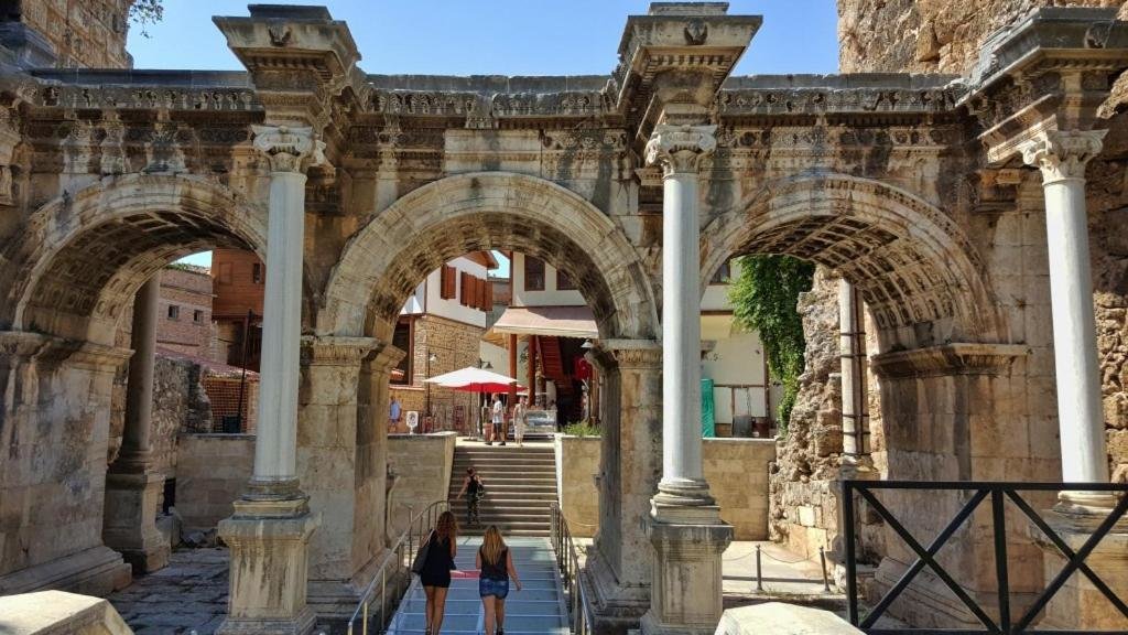 Белек: Antalya belek dreamlife golf apart 1 ground floor 3 bedrooms pool view