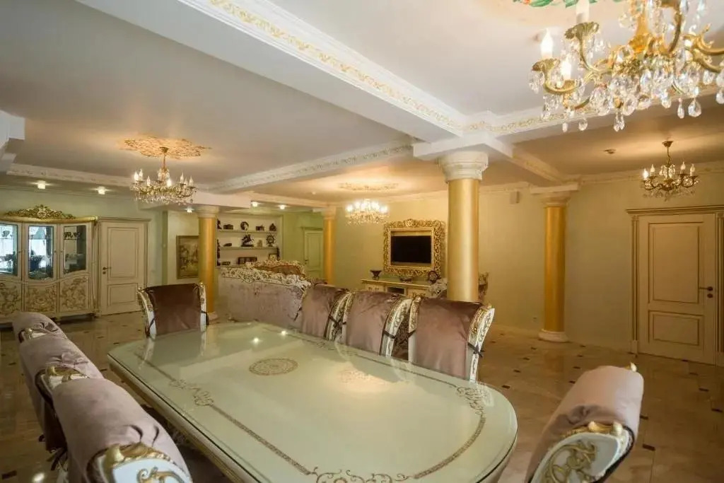 Красная Поляна: Green Hall Hotel