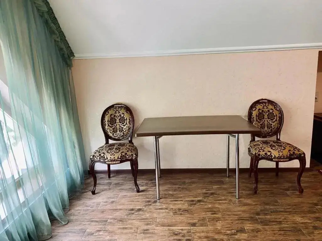 Красная Поляна: Green Hall Hotel
