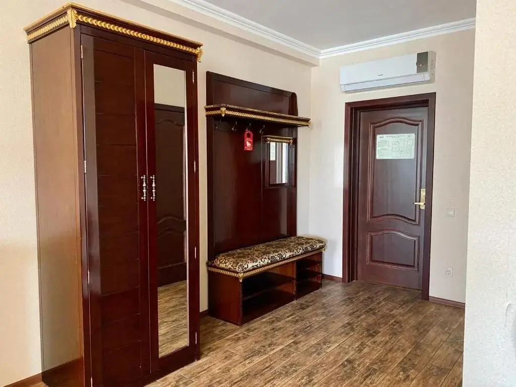 Красная Поляна: Green Hall Hotel