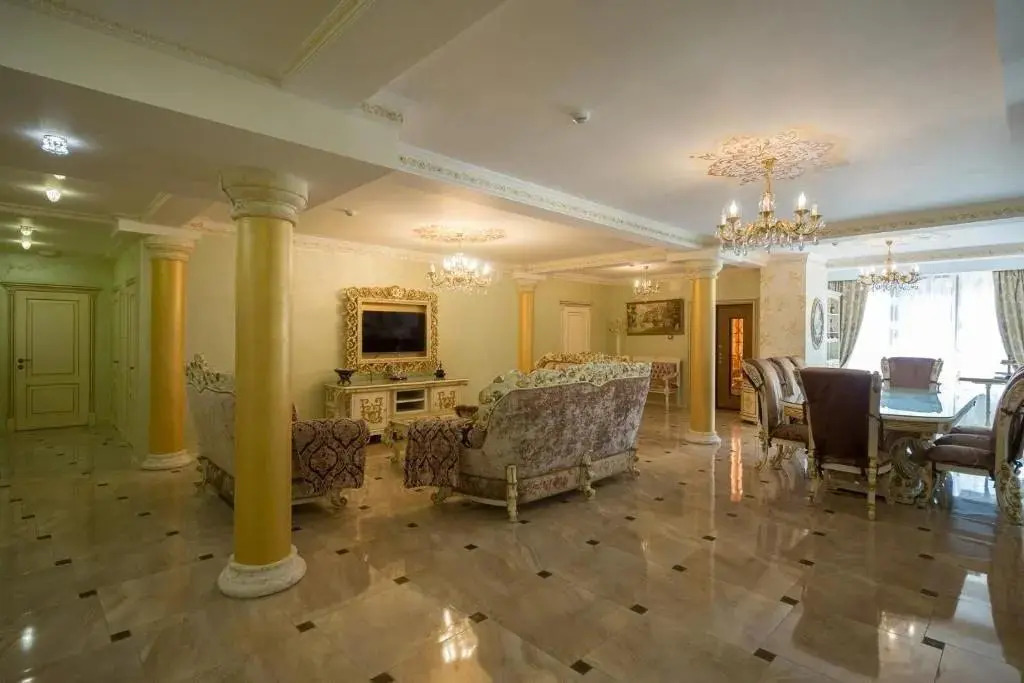 Красная Поляна: Green Hall Hotel