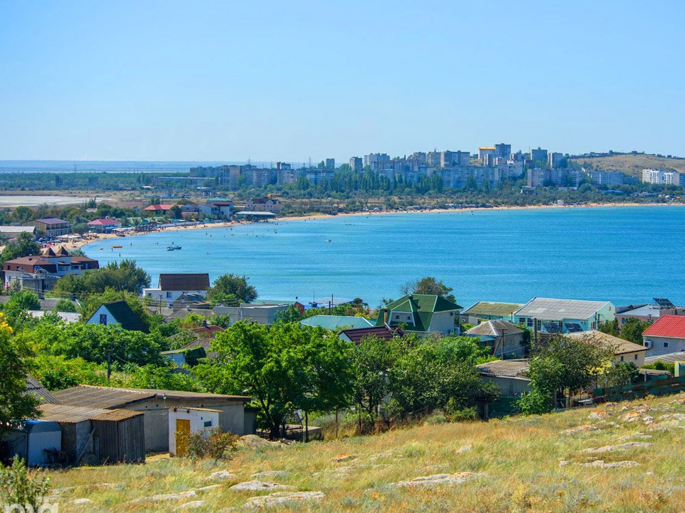 Мысовое: Голубое Море