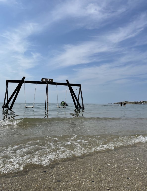 Мысовое: Голубое Море