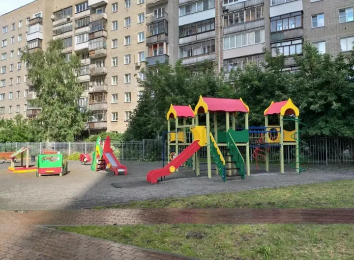 Новосибирск: Квартира возле метро Красный проспект рядом МЦ Мешалкина