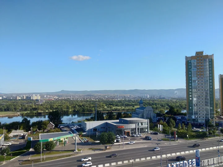 Красноярск: Квартира на Кристалле