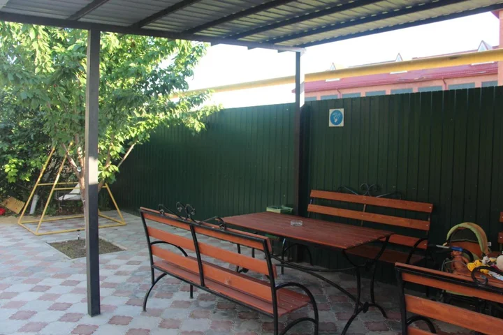 Ейск: Гостевой дом Приморский