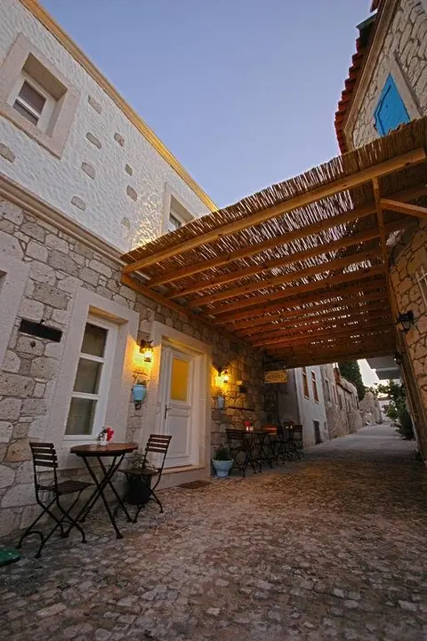 Чешме: Alacati Konak Altinel