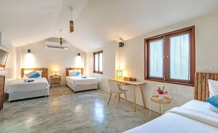 Ко Куд: The Little White Bird Traveller Hostel