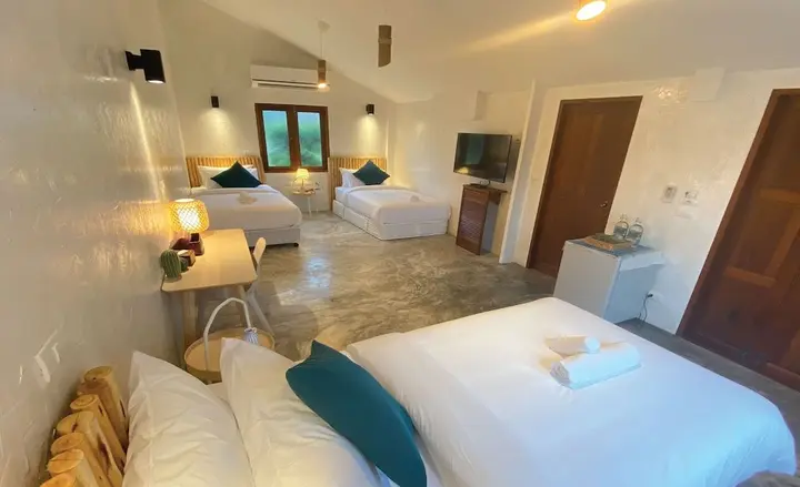 Ко Куд: The Little White Bird Traveller Hostel