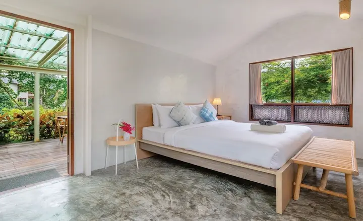 Ко Куд: The Little White Bird Traveller Hostel