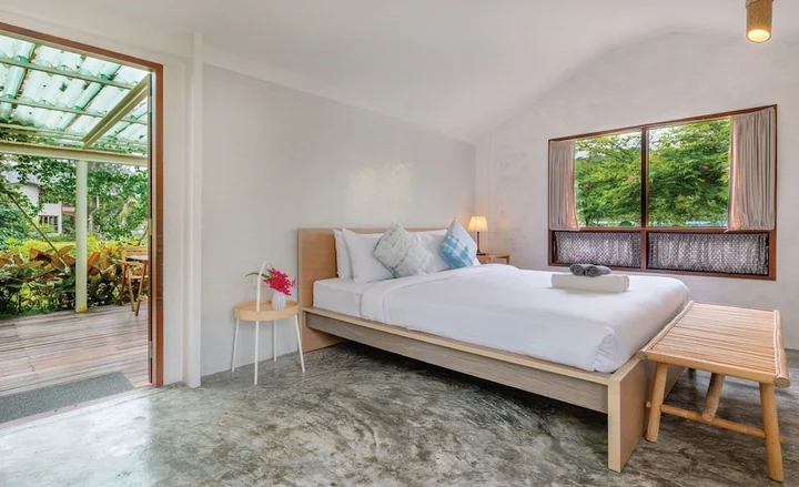 Ко Куд: The Little White Bird Traveller Hostel