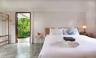 Ко Куд: The Little White Bird Traveller Hostel