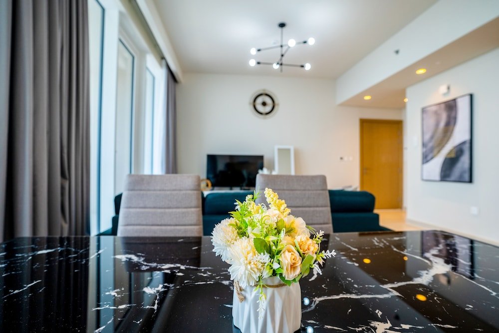 Дубай: Tanin - Breathtaking Unobstructed Canal Views Apartment