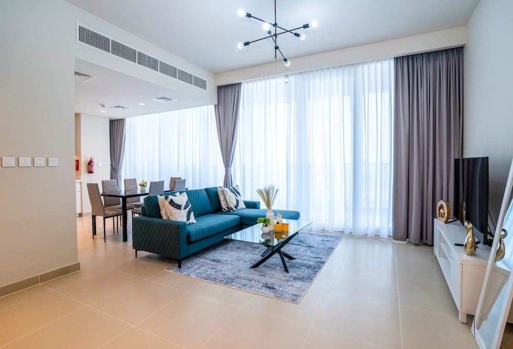 Дубай: Tanin - Breathtaking Unobstructed Canal Views Apartment
