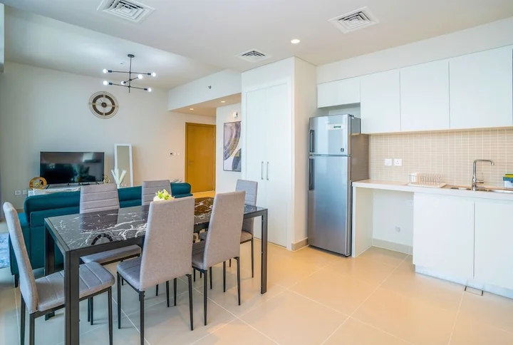 Дубай: Tanin - Breathtaking Unobstructed Canal Views Apartment
