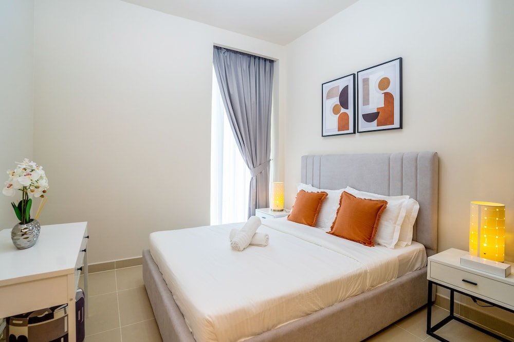 Дубай: Tanin - Breathtaking Unobstructed Canal Views Apartment