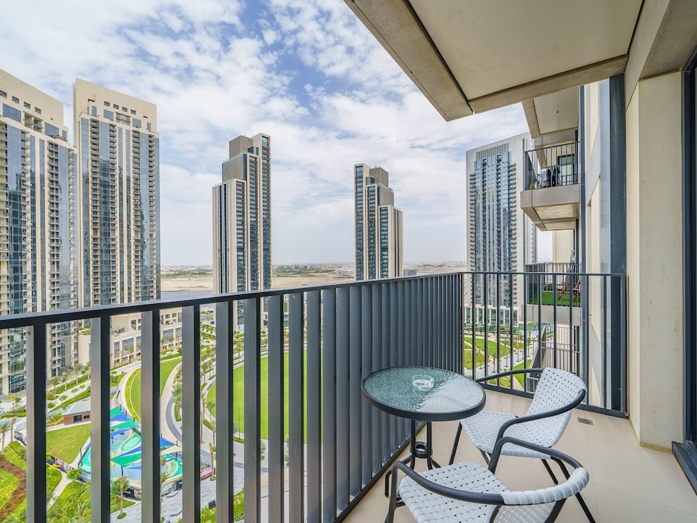Дубай: Fancy Apartment With Mesmerizing Canal Views