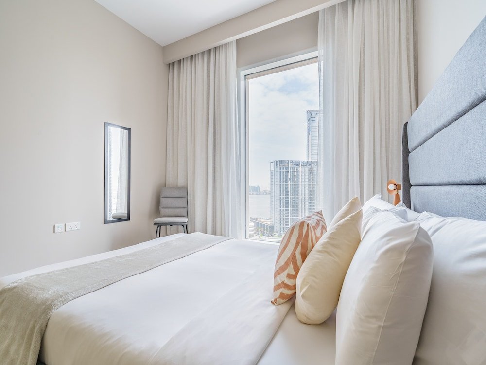 Дубай: Fancy Apartment With Mesmerizing Canal Views