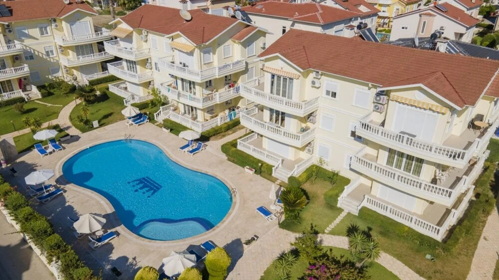 Белек: Vibrant Flat with Shared Pool in Belek